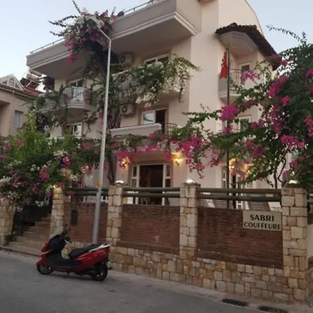 Apartahotel Selenya