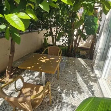Selenya Apartahotel
